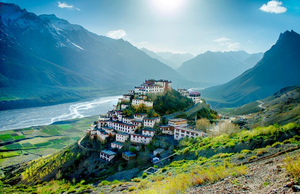 Spiti vs. Ladakh: Which Epic Road Trip Should You Take Next?