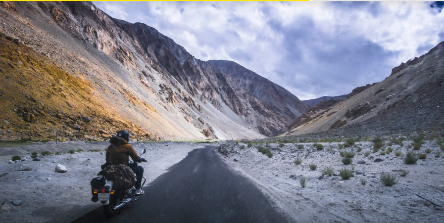 Spiti vs Ladakh Road Trip: The Ultimate Comparative Analysis